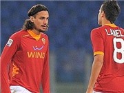 Bóng đá anh, ngoại hạng anh, lịch thi đấu euro 2012, Hành hung đồng đội, Osvaldo bị Roma phạt nặng
